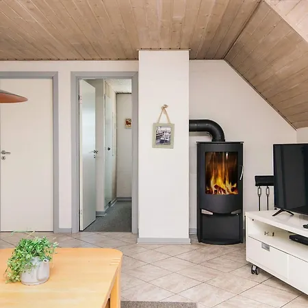 Luxury Retreat With Pool 펜션 Blåvand