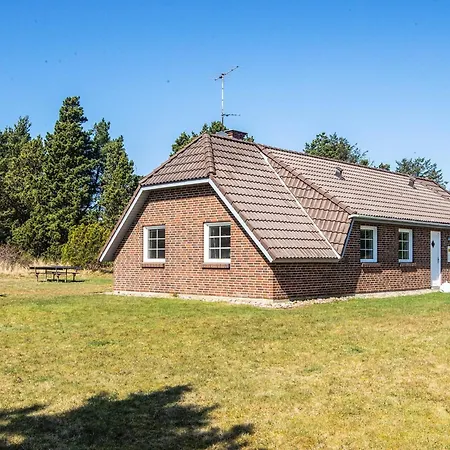 Luxury Retreat With Pool Blåvand